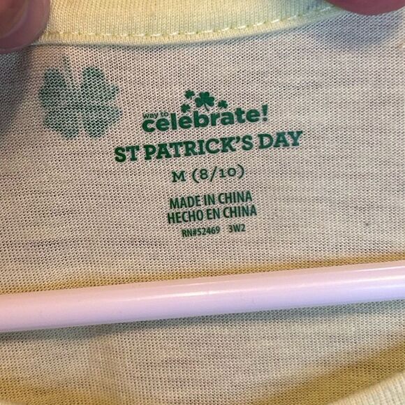 5 for $25🔥Medium (8-10) St. Patrick's Day Celebrate! Shamrock Green T-Shirt - Picture 3 of 6